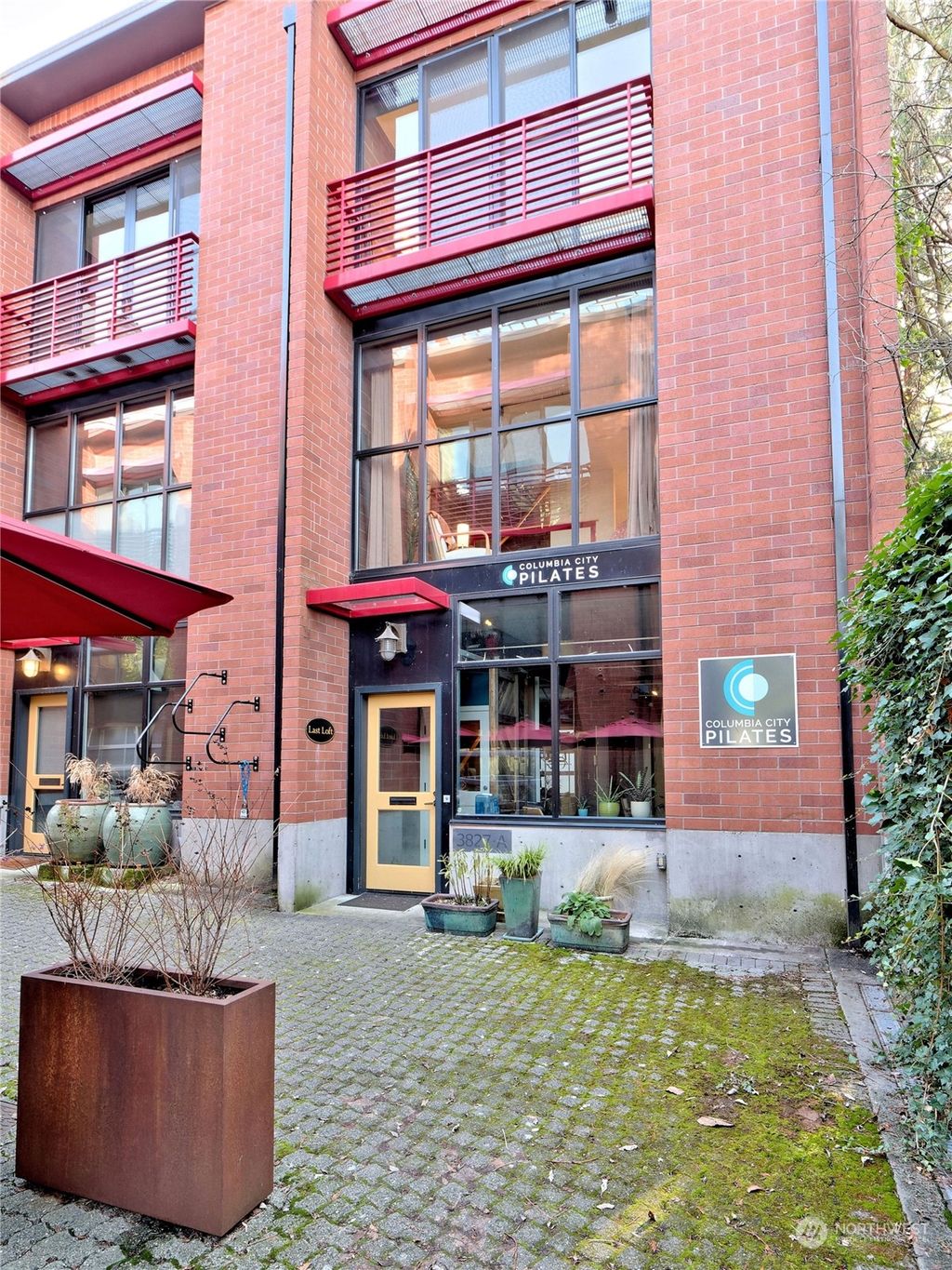 Photo of 3827 S Edmunds Street #A, Seattle, WA 98118 (MLS # 2325483)