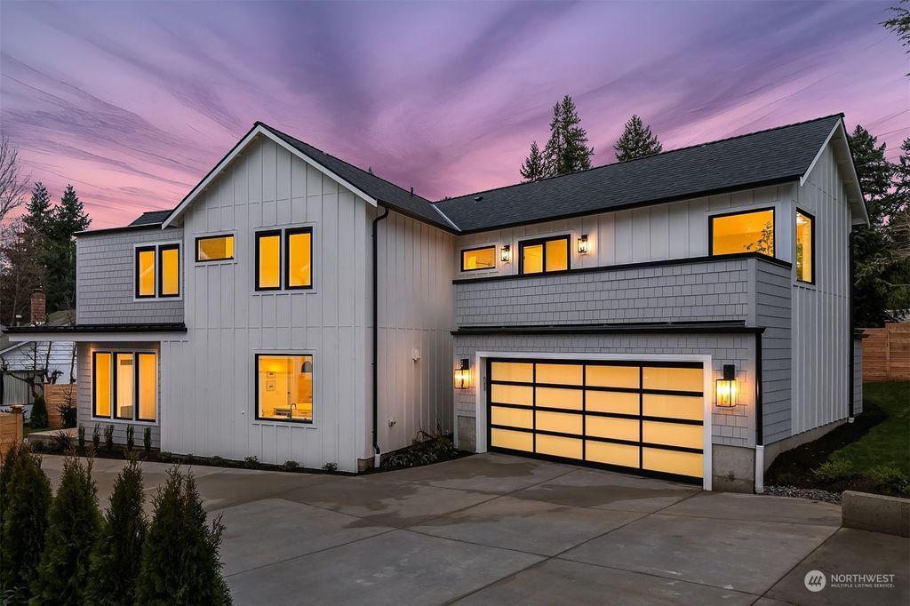 Photo of 10617 NE 57th Street, Kirkland, WA 98033 (MLS # 2194170)