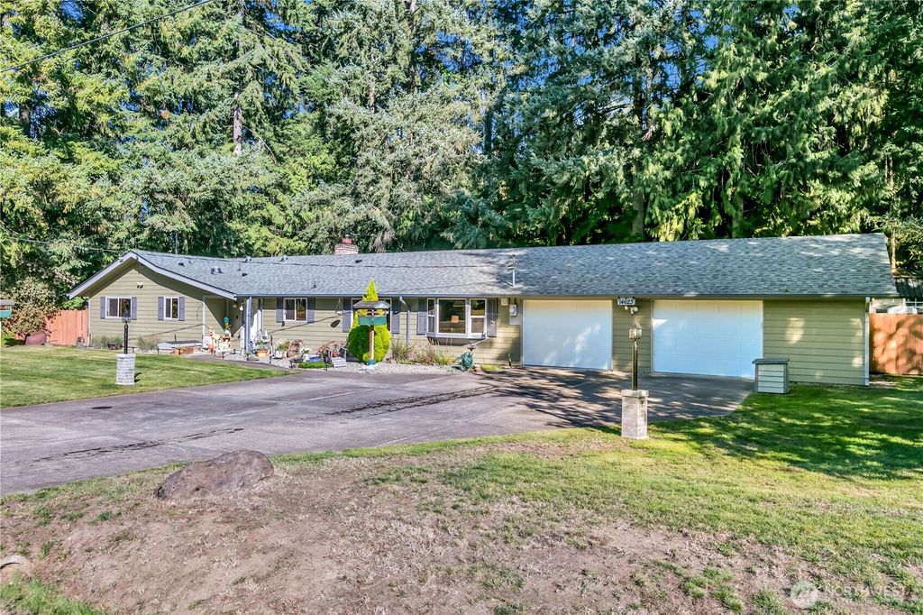 Photo of 14623 107th Avenue Ct E, Puyallup, WA 98374 (MLS # 2442855)