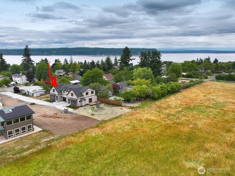 Photo of 683 3rd Street #1(A), Langley, WA 98260 (MLS # 2409824)