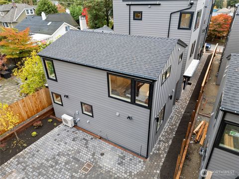 Photo of 1257 NE 100th Street, Seattle, WA 98125 (MLS # 2453552)