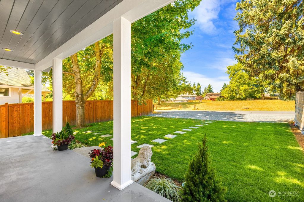 Photo of 10734 Fremont Avenue N #A, Seattle, WA 98133 (MLS # 2146227)