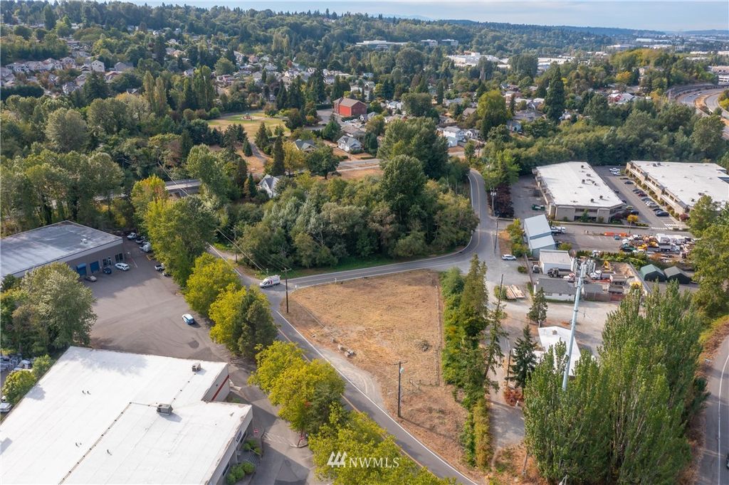 Photo of 4404 S 133rd Street, Tukwila, WA 98168 (MLS # 1736422)