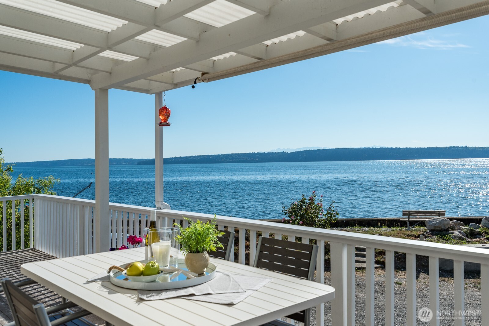 1353 Bythesea Way