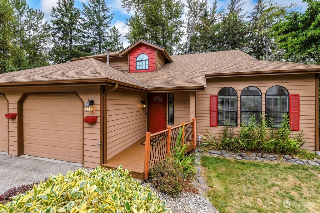 Photo of 3712 S 284th Place, Auburn, WA 98001 (MLS # 2283177)