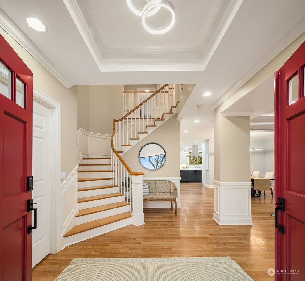 Photo of 7619 SE 40th Street, Mercer Island, WA 98040 (MLS # 2027732)