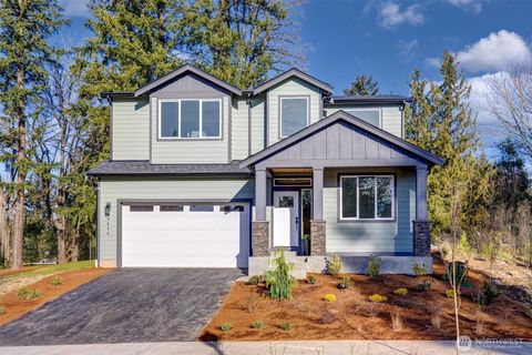 Photo of 17012 106th Avenue SE, Renton, WA 98055 (MLS # 2471358)