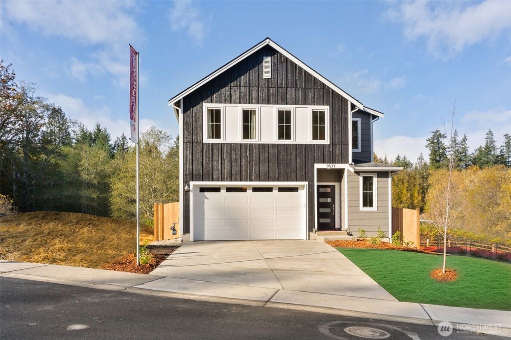 Photo of 318 NE Shadowhawk Lane, Bremerton, WA 98311 (MLS # 2448421)