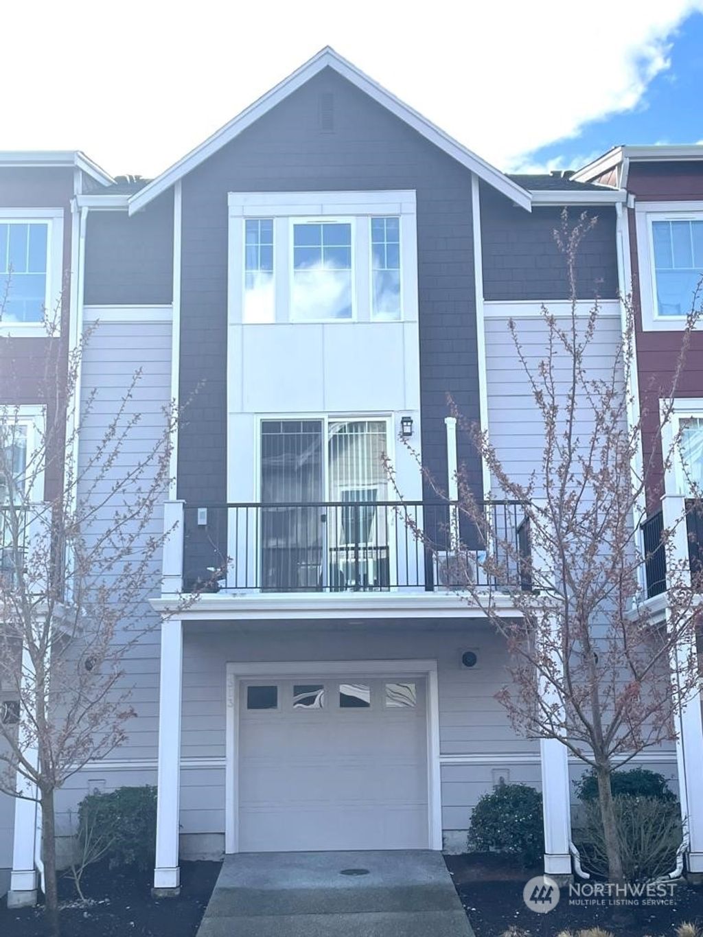 Photo of 3320 SW Graham Street #303, Seattle, WA 98126 (MLS # 2216280)