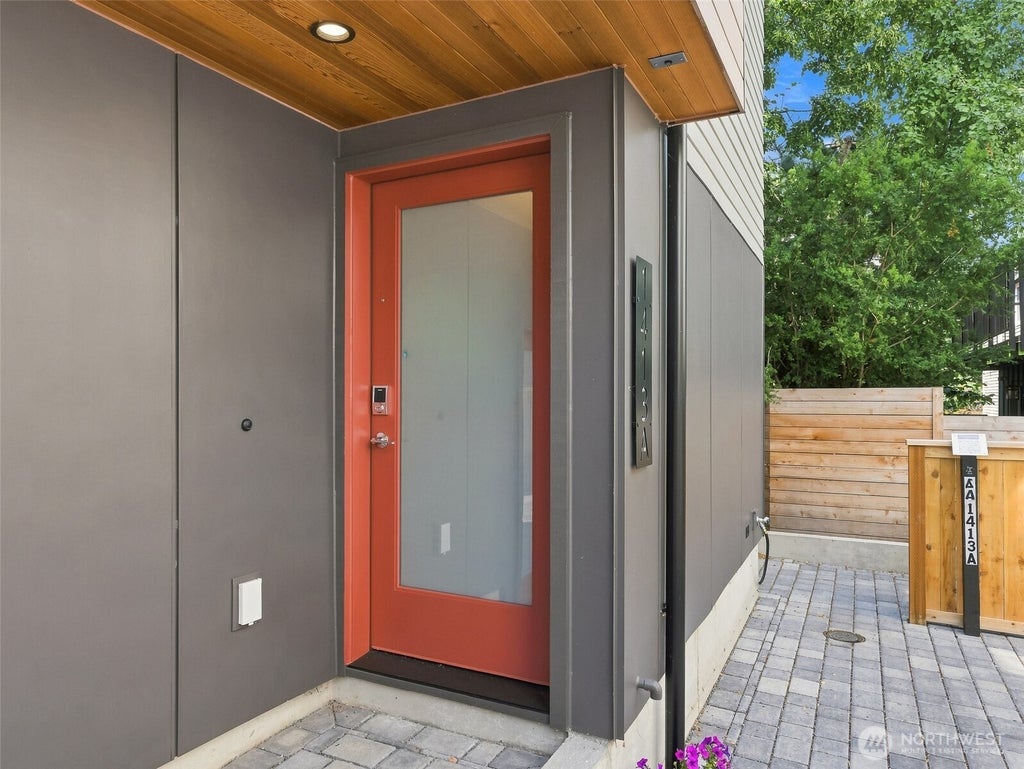 Photo of 1413 A N 48th Street, Seattle, WA 98103 (MLS # 2566529)
