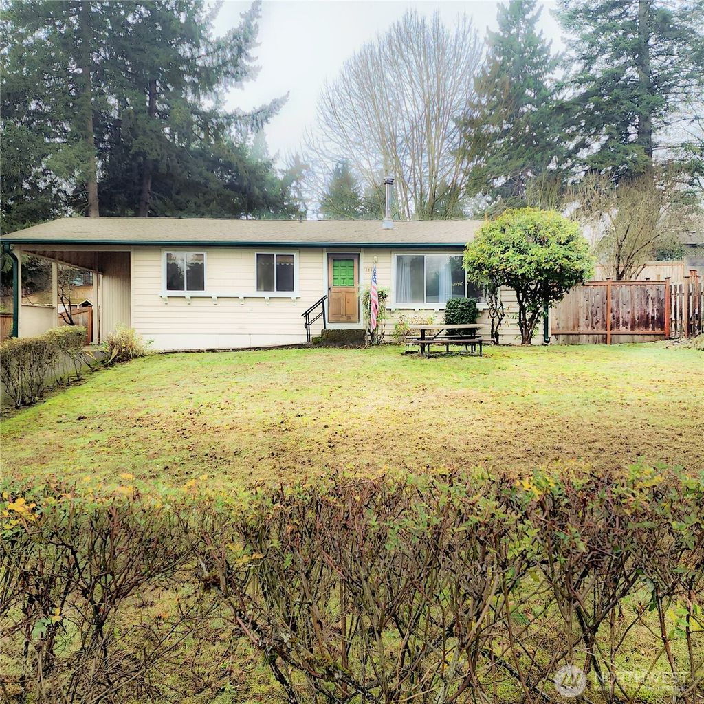 Photo of 13421 122nd Avenue NE, Kirkland, WA 98034 (MLS # 2461339)