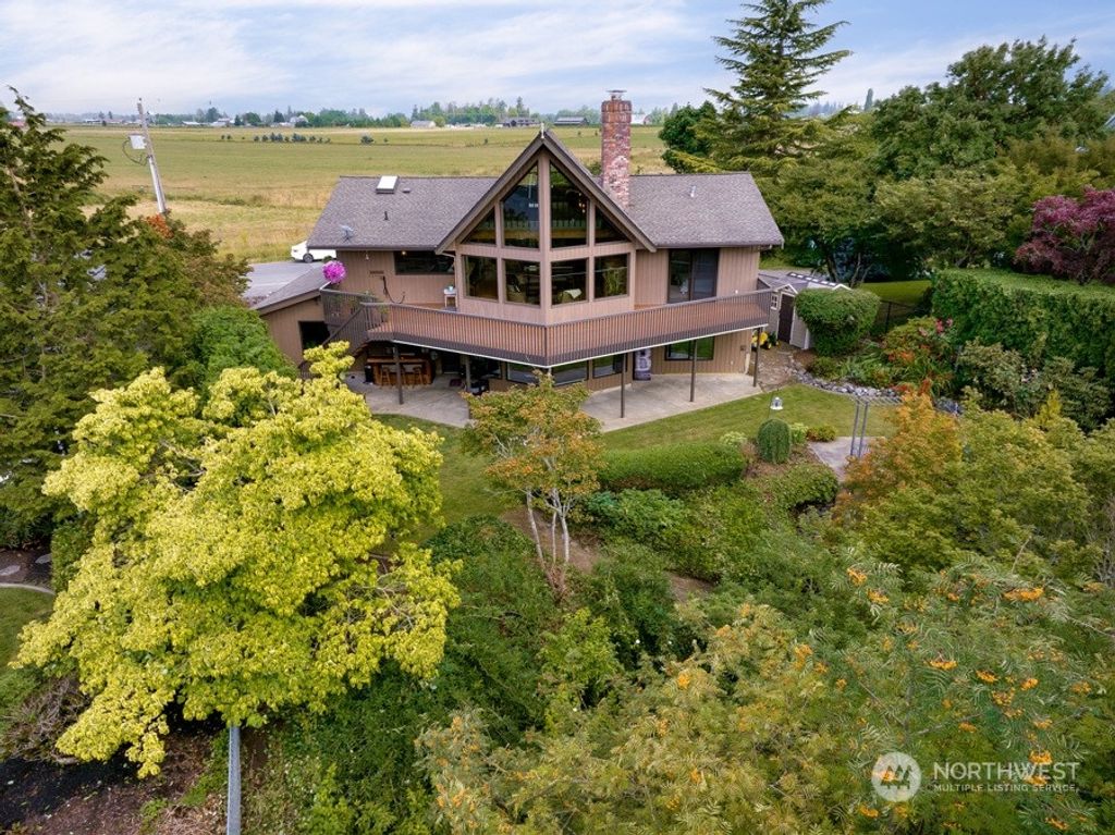 Photo of 47214 235th Avenue SE, Enumclaw, WA 98022 (MLS # 2145154)