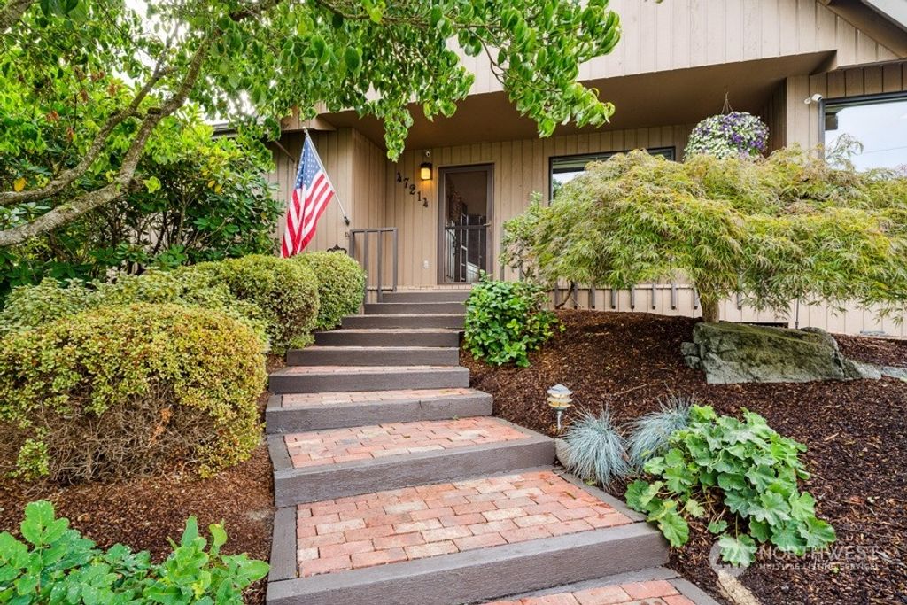 Photo of 47214 235th Avenue SE, Enumclaw, WA 98022 (MLS # 2145154)
