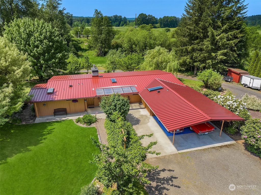Photo of 32514 NE 77th Street, Carnation, WA 98014 (MLS # 2072417)