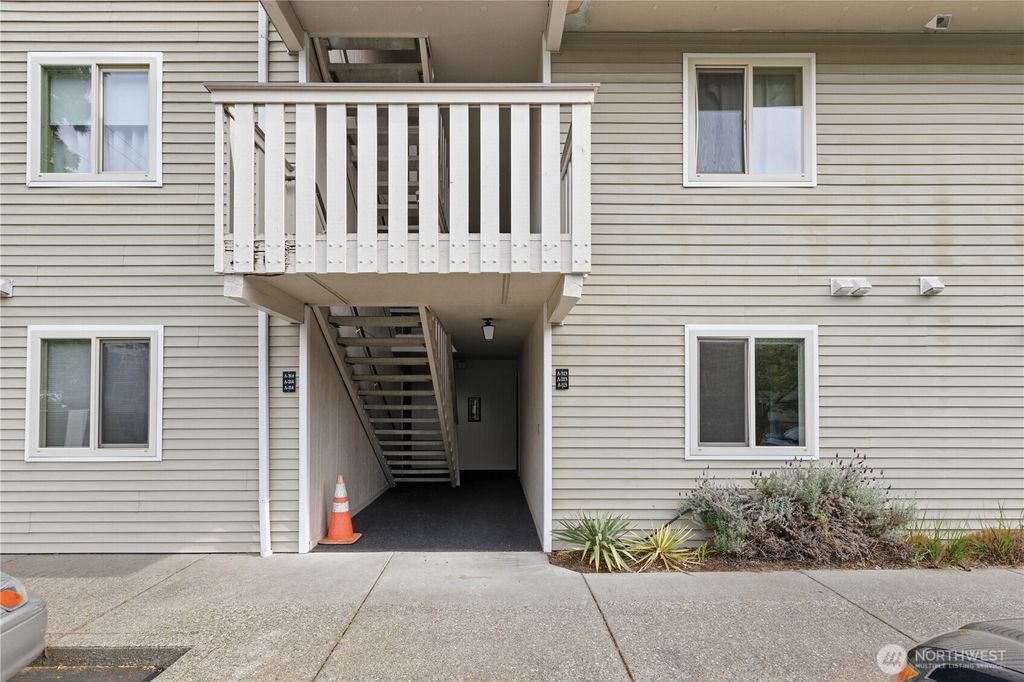 Photo of 18200 73rd Avenue NE #A113, Kenmore, WA 98028 (MLS # 2519391)