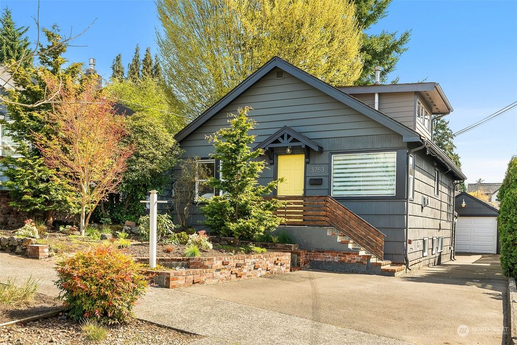 Photo of 3753 SW Austin Street, Seattle, WA 98126 (MLS # 2058498)