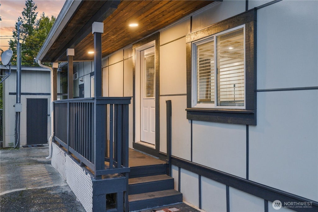 Photo of 5920 200 Street SW #35, Lynnwood, WA 98036 (MLS # 2592553)