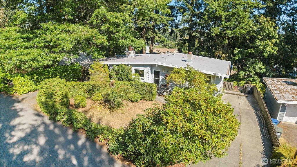 Photo of 20720 10th Avenue S, Des Moines, WA 98198 (MLS # 2439440)