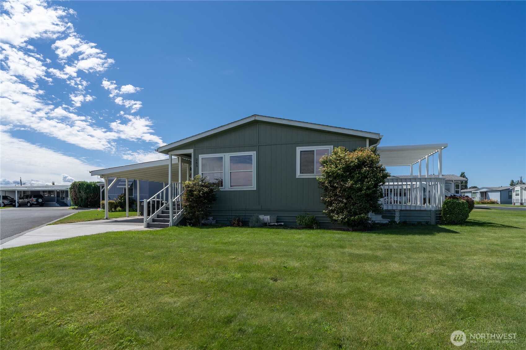2240 W Broadway Avenue 245