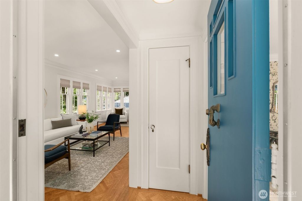 Photo of 2416 2nd Avenue N, Seattle, WA 98109 (MLS # 2559363)