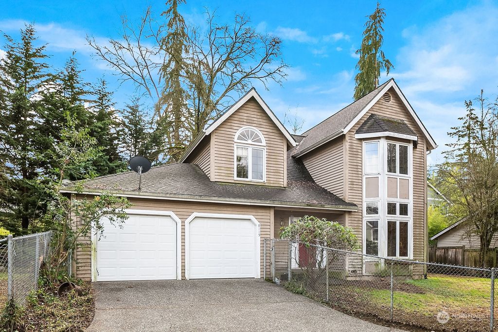 Photo of 8113 NE 158th Street, Kenmore, WA 98028 (MLS # 2028763)