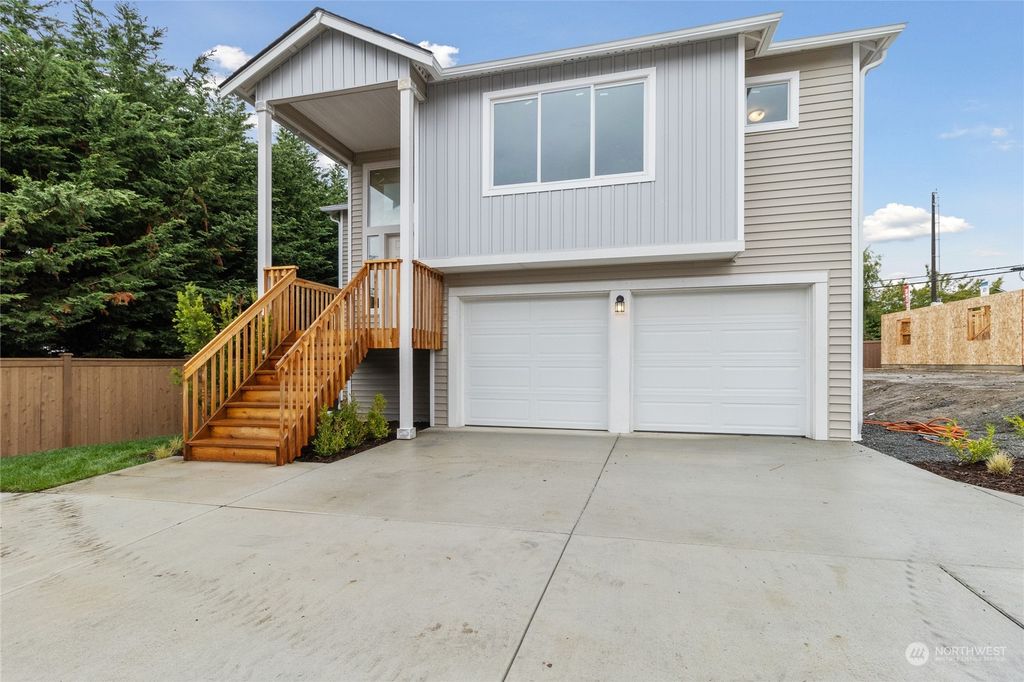 Photo of 6875 43rd Place NE, Marysville, WA 98270 (MLS # 2169527)