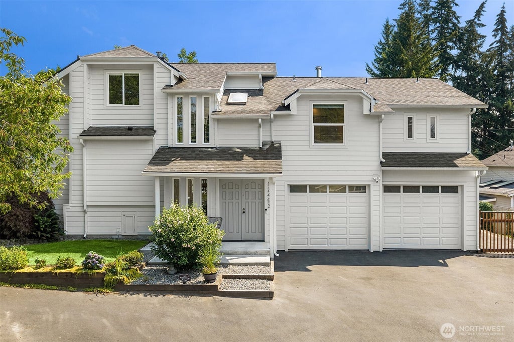Photo of 12453 NE 104th Street, Kirkland, WA 98033 (MLS # 2544525)