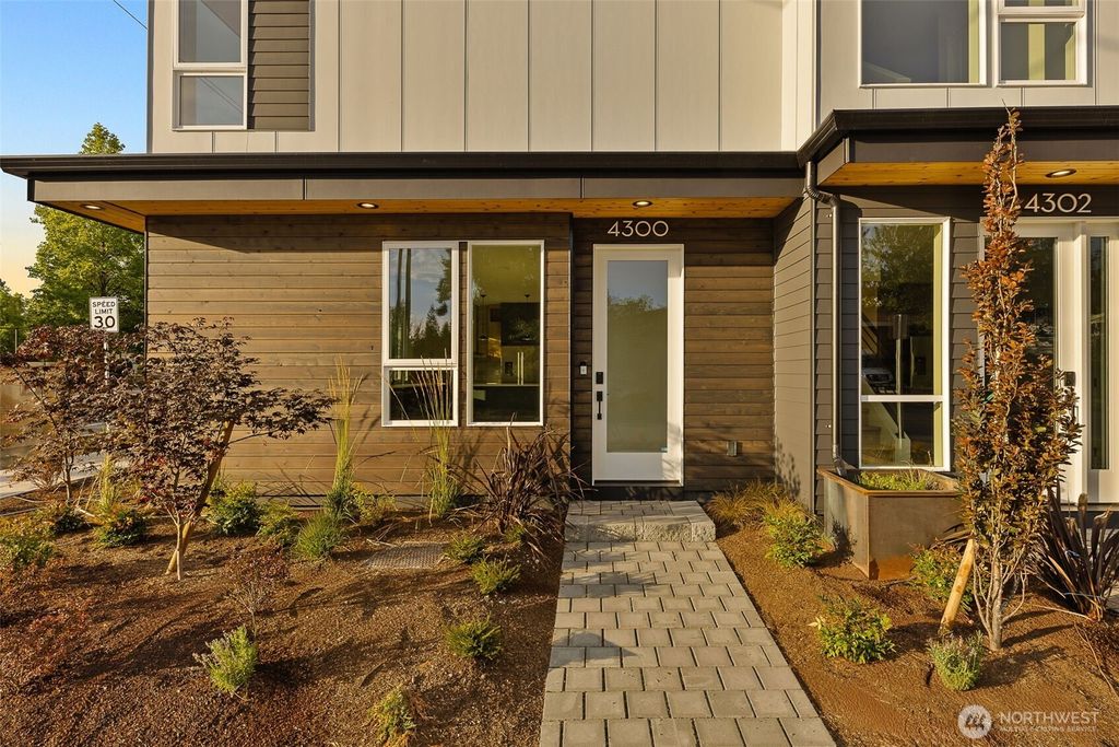 Photo of 4300 NE 52nd Street, Seattle, WA 98105 (MLS # 2413339)