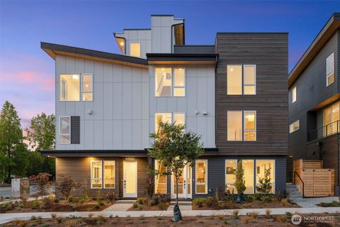 Photo of 4300 NE 52nd Street, Seattle, WA 98105 (MLS # 2413339)