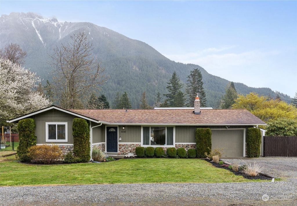 Photo of 616 Maloney Place NE, North Bend, WA 98045 (MLS # 2052223)