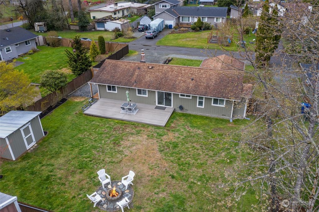 Photo of 616 Maloney Place NE, North Bend, WA 98045 (MLS # 2052223)