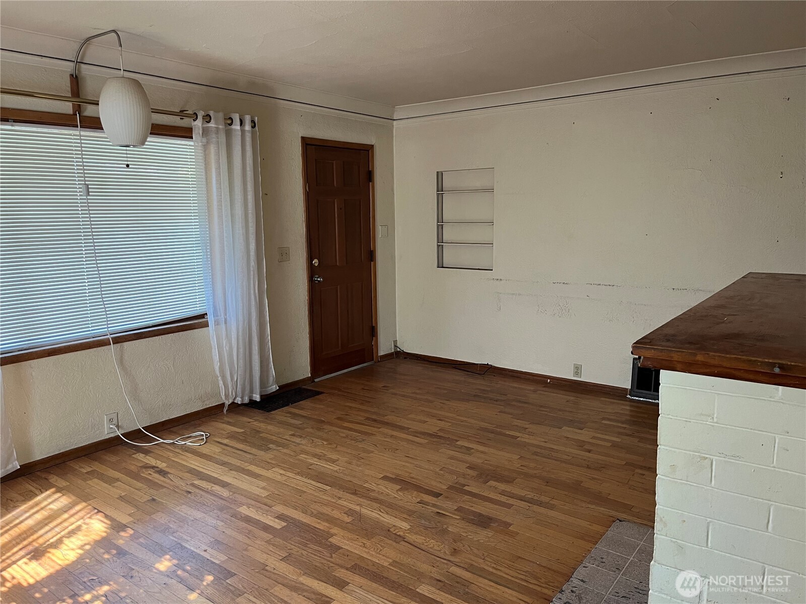 1216 S 37th Street