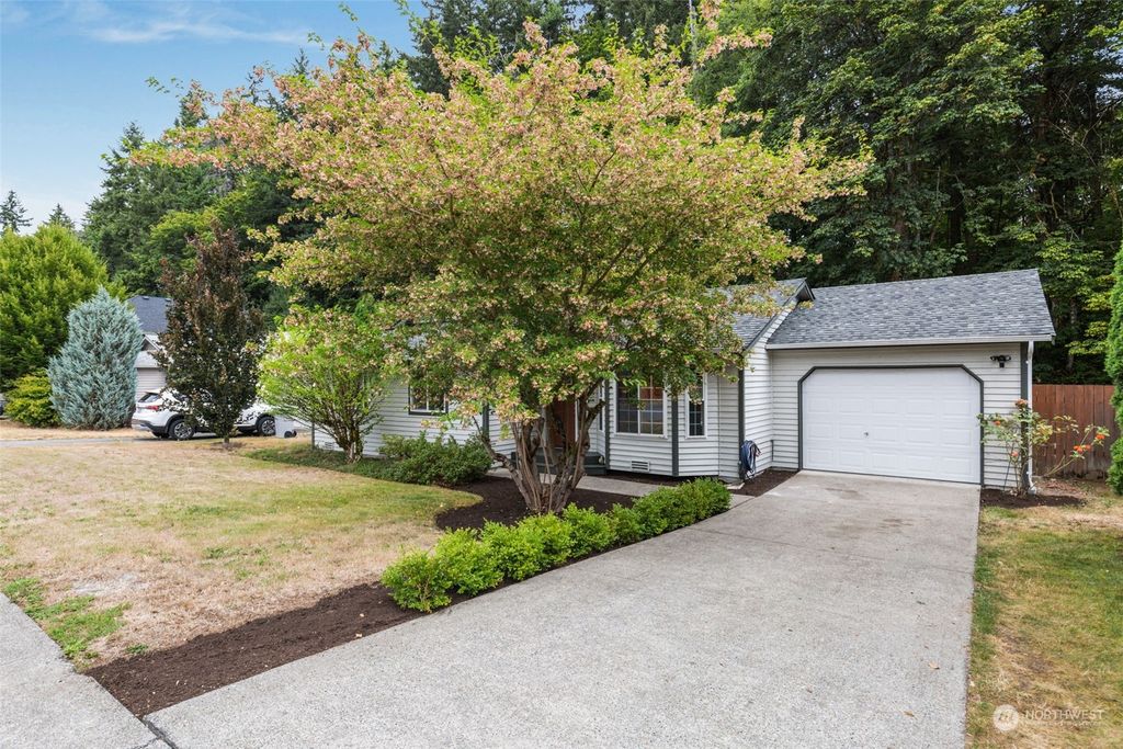 Photo of 26202 193rd Place SE, Covington, WA 98042 (MLS # 2148826)
