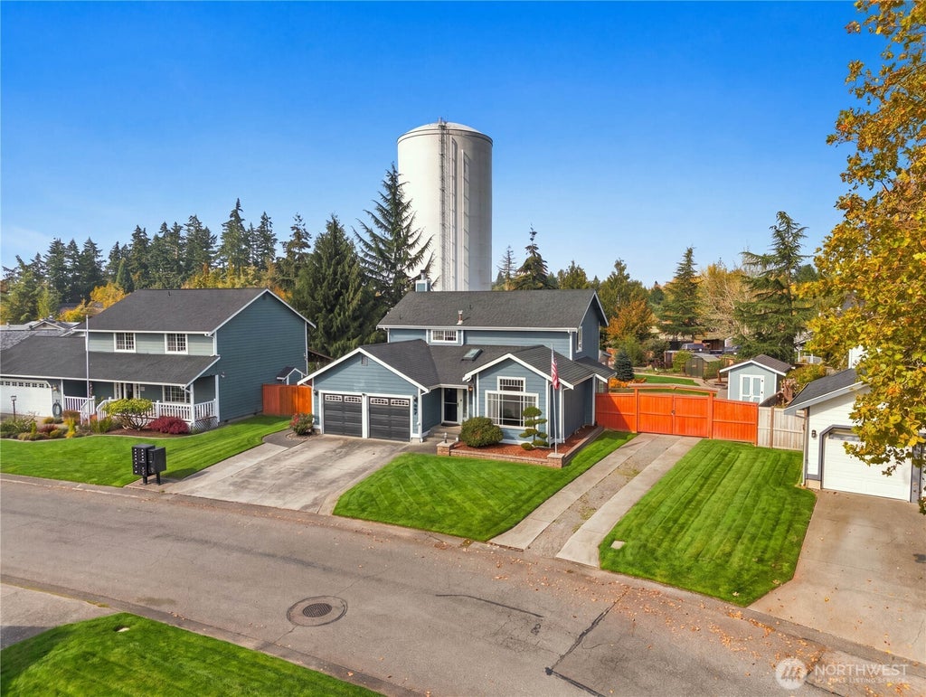 Photo of 907 130th St ST E, Tacoma, WA 98445 (MLS # 2593320)