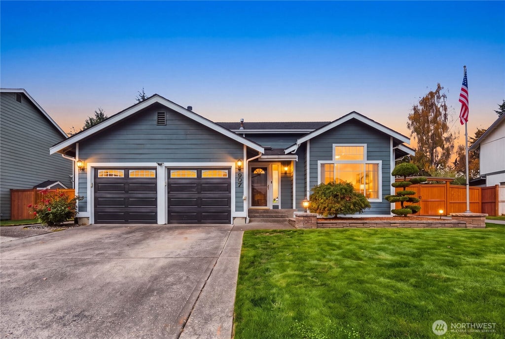 Photo of 907 130th St ST E, Tacoma, WA 98445 (MLS # 2593320)