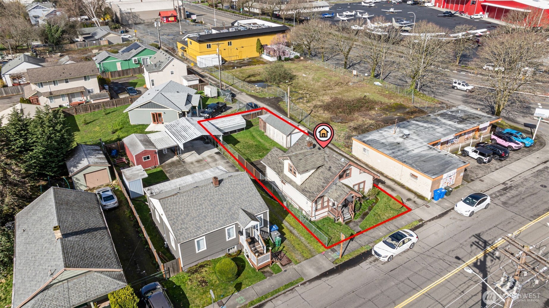 51 Logan Avenue S