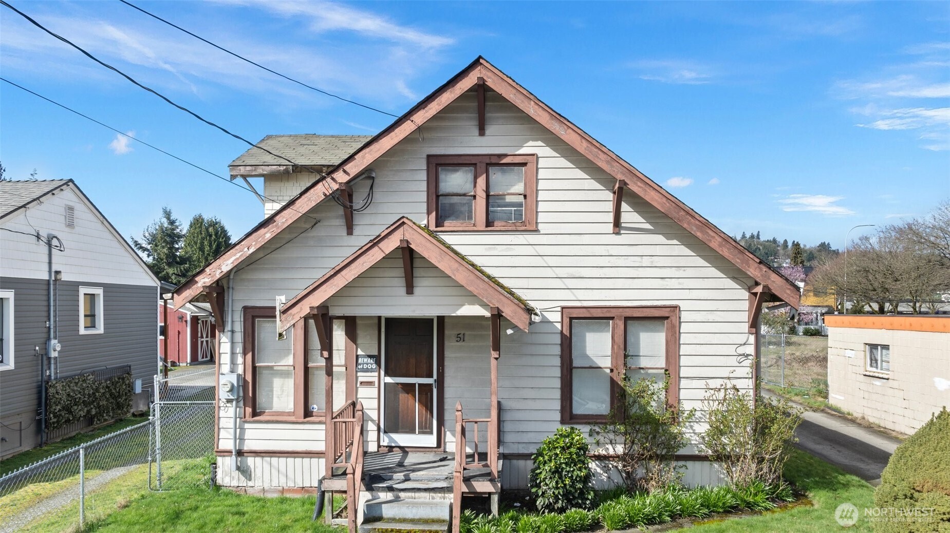51 Logan Avenue S