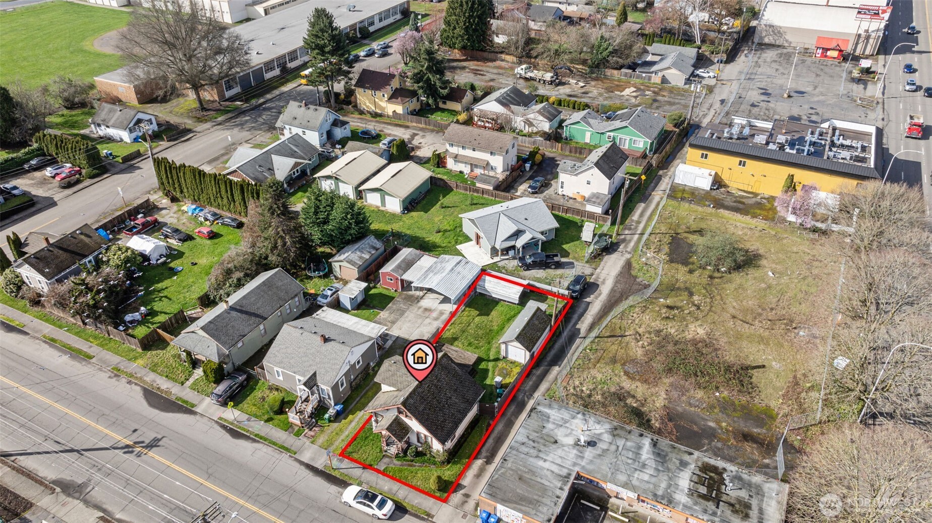 51 Logan Avenue S