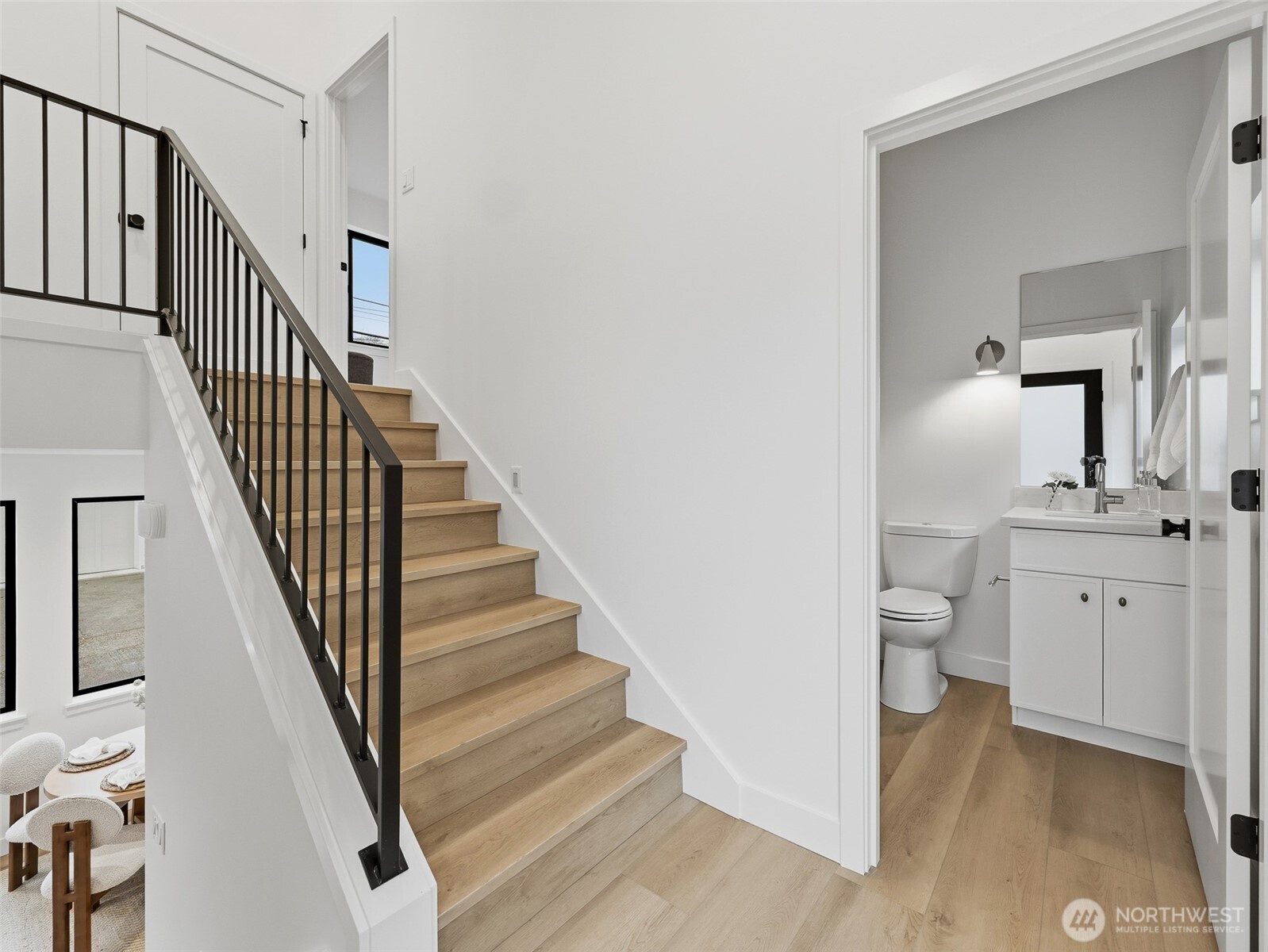 2806 W Dravus Street