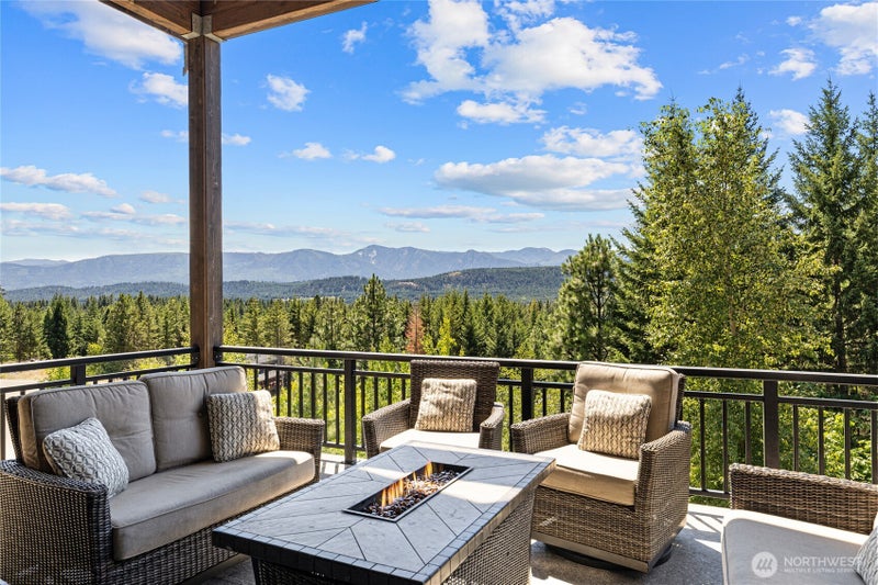 570 Paintbrush Lane