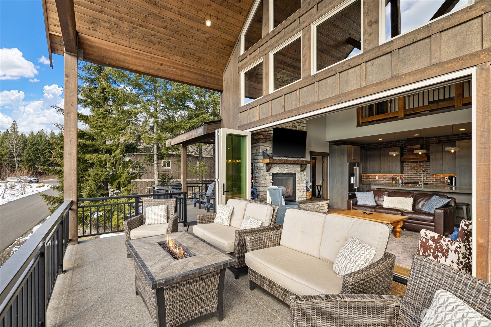 570 Paintbrush Lane