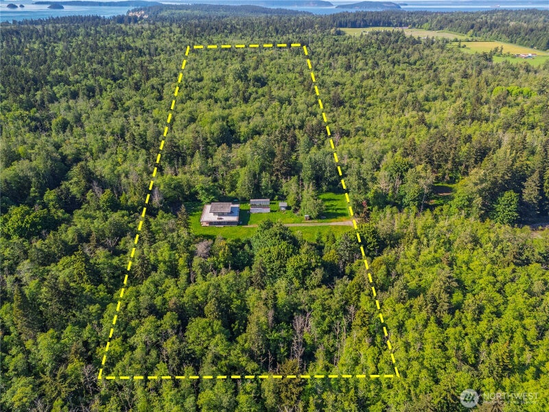 5233 Pheasant Run Lane