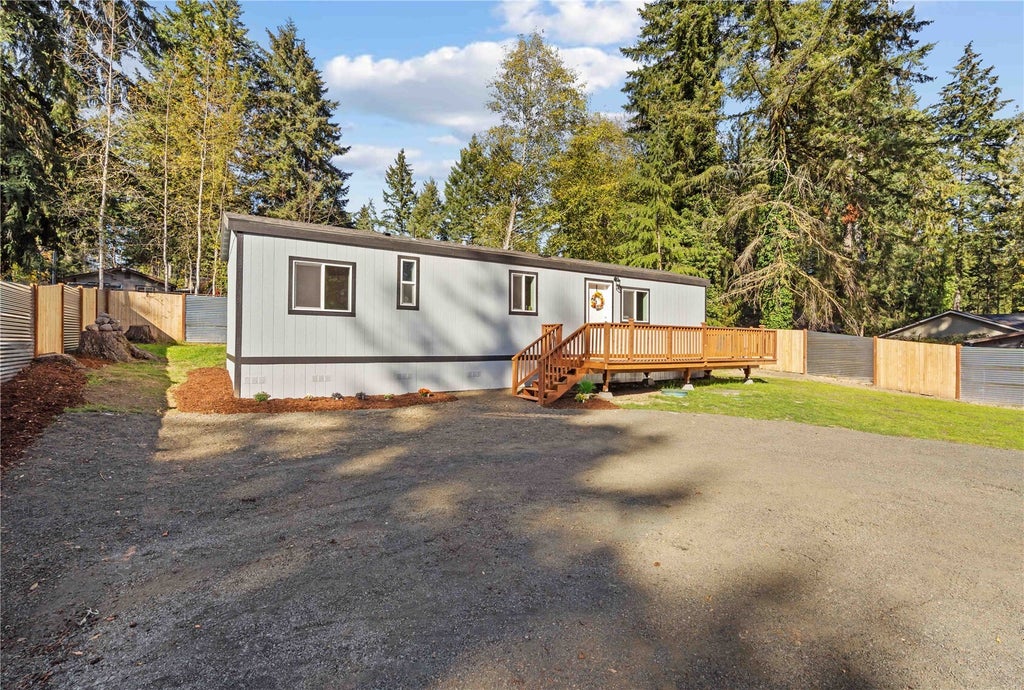 Photo of 421 E Agate Drive, Shelton, WA 98584 (MLS # 2596097)
