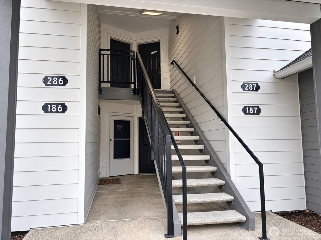 Photo of 4234 Wintergreen Circle #286, Bellingham, WA 98226 (MLS # 2583319)