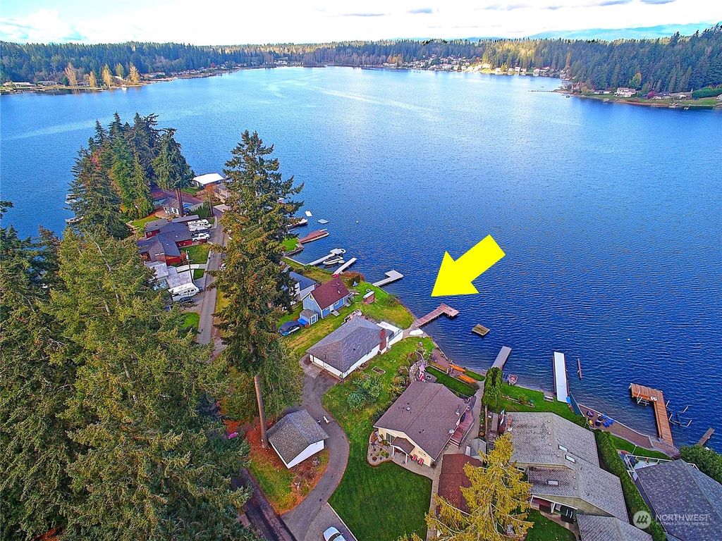 Photo of 16003 Peninsula Road, Stanwood, WA 98292 (MLS # 2303714)
