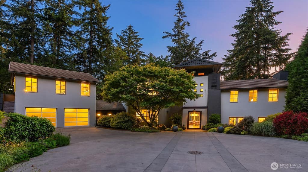 Photo of 7733 Hansen Road NE, Bainbridge Island, WA 98110 (MLS # 2570229)