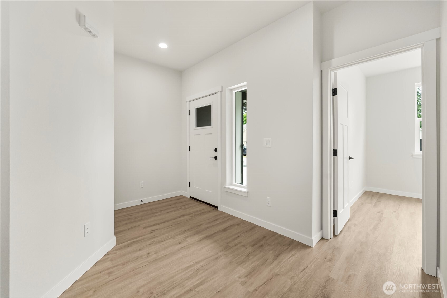 756 Pioneer Street SW