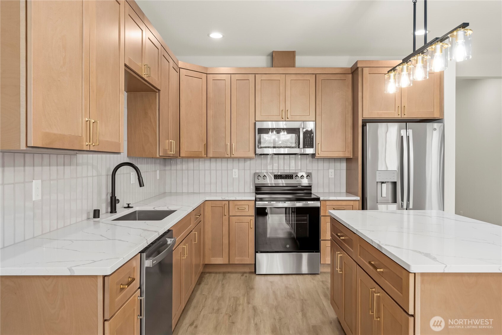 756 Pioneer Street SW