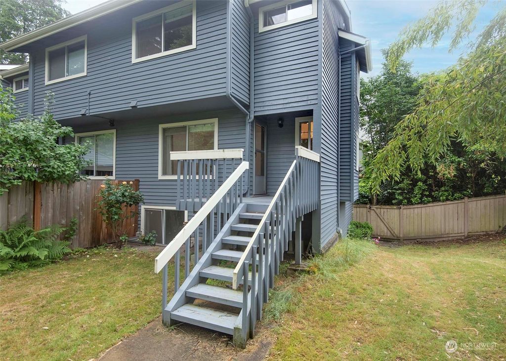 Photo of 14367 30th Avenue NE #11, Seattle, WA 98125 (MLS # 2230620)