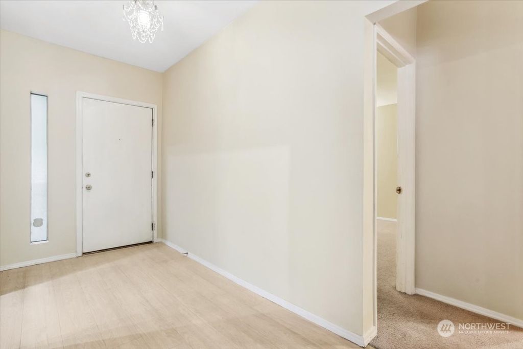 Photo of 14475 NE 40th Street #E203, Bellevue, WA 98007 (MLS # 2147989)